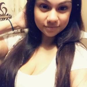 Meet your Posher, Alma